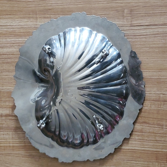 Queen Victoria Silverplate Clam Shell Dish Serving Platter Tray Grapes - Picture 4 of 8